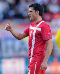 Lang, lang ist es her: Gojko Kacar hier bei der WM 2010) möchte wieder für Serbien spielen. Foto: Witters
