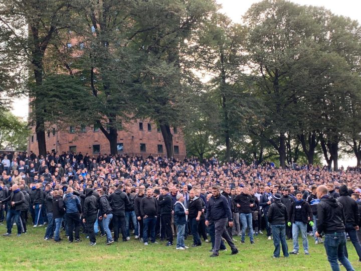 Los geht’s! HSV-Fans marschieren zum Millerntor