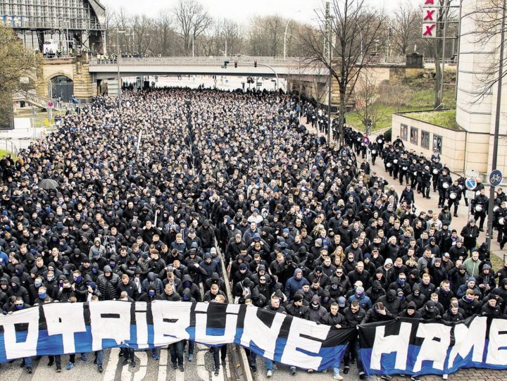 Polizei alarmiert: HSV-Fans treffen sich im „St. Pauli-Gebiet“