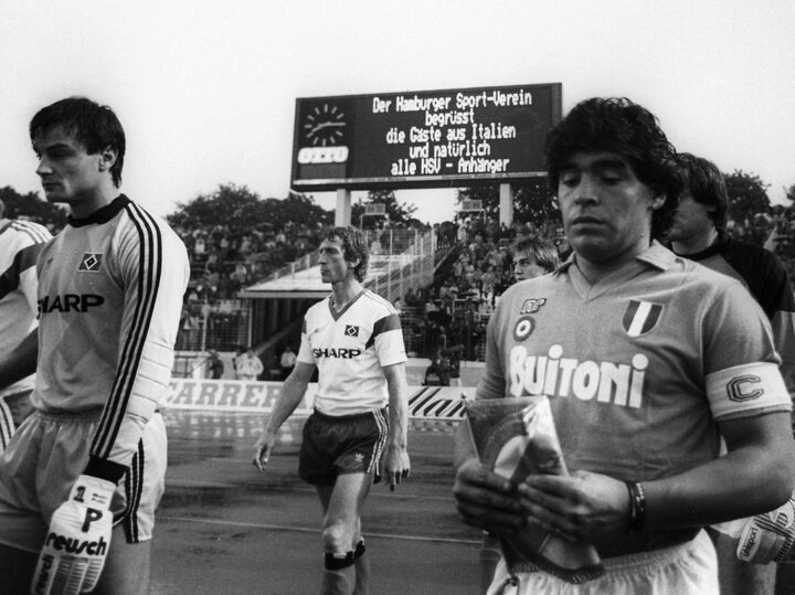 Wie ein Betrüger dem HSV einst Maradona schenken wollte