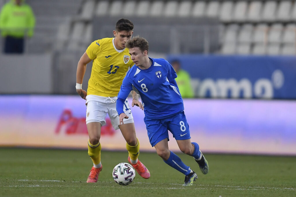 HSV-Talent Anssi Suhonen, hier bei einem U21-Länderspiel, wurde für die beiden anstehenden Partien der A-Nationalmannschaft nominiert. 