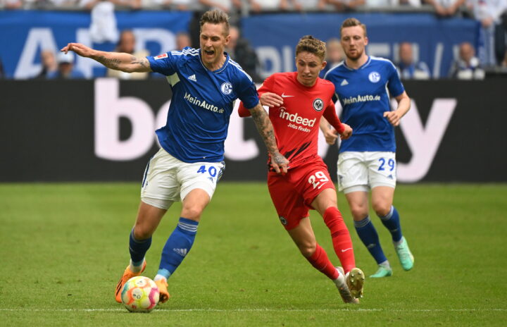 Sebastian Polter ist mit dem FC Schalke 04 in die zweite Bundesliga abgestiegen.