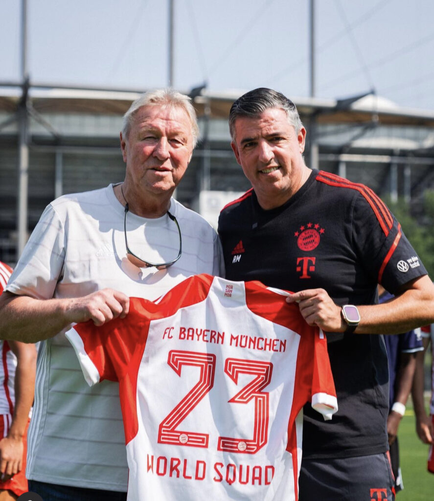 HSV-Nachwuchsboss Horst Hrubesch (l.) und Ex-Bayern-Star Roy Makaay. Foto: HSV