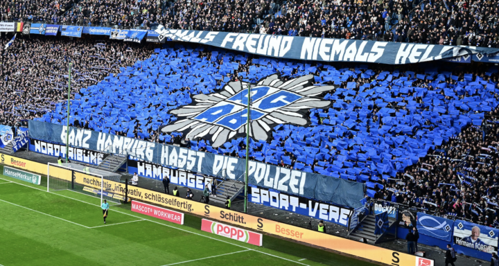 Nach Hass-Plakat der HSV-Fans gegen Polizei: Razzia im Stadion!