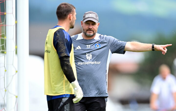 Welchen Keeper lässt Baumgart spielen? Heiße Kiste im HSV-Tor