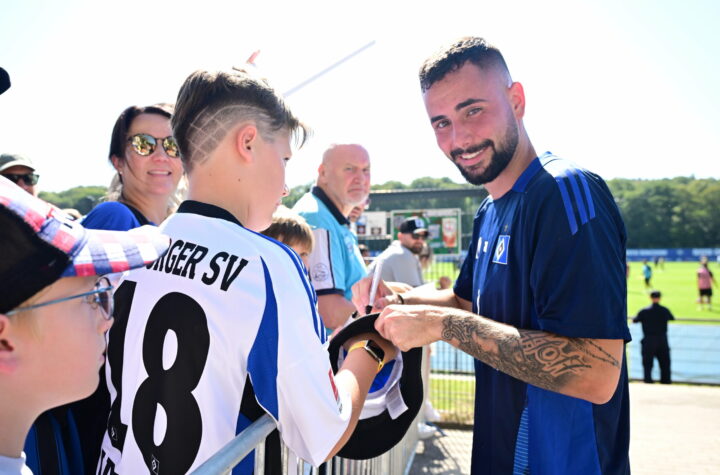 300 Fans beim ersten Training! So lief Richters HSV-Premiere