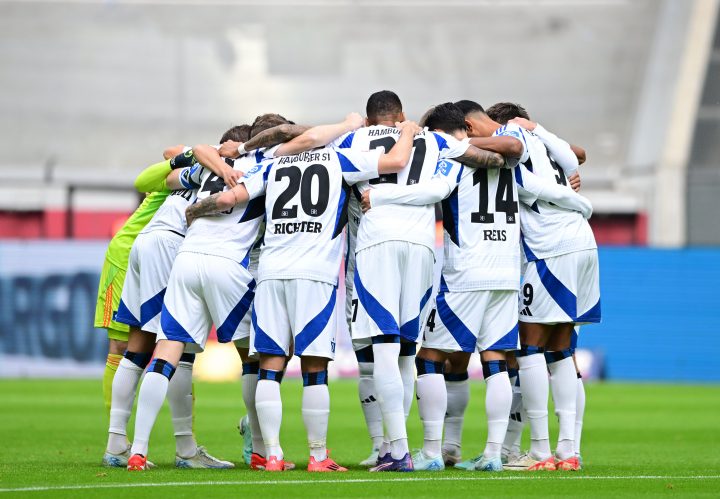 Die HSV-Elf vor dem Spiel in Düsseldorf