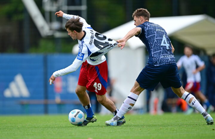 „Dann weint er wirklich“: HSV-Youngster beeindruckt auch Trainer Baumgart