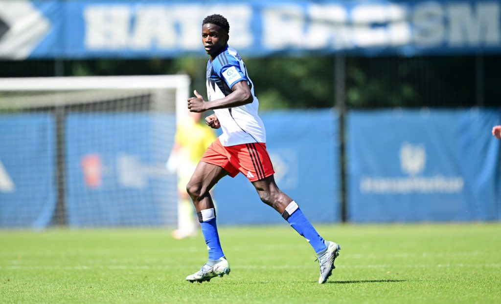 Raif Adam im HSV-Trikot